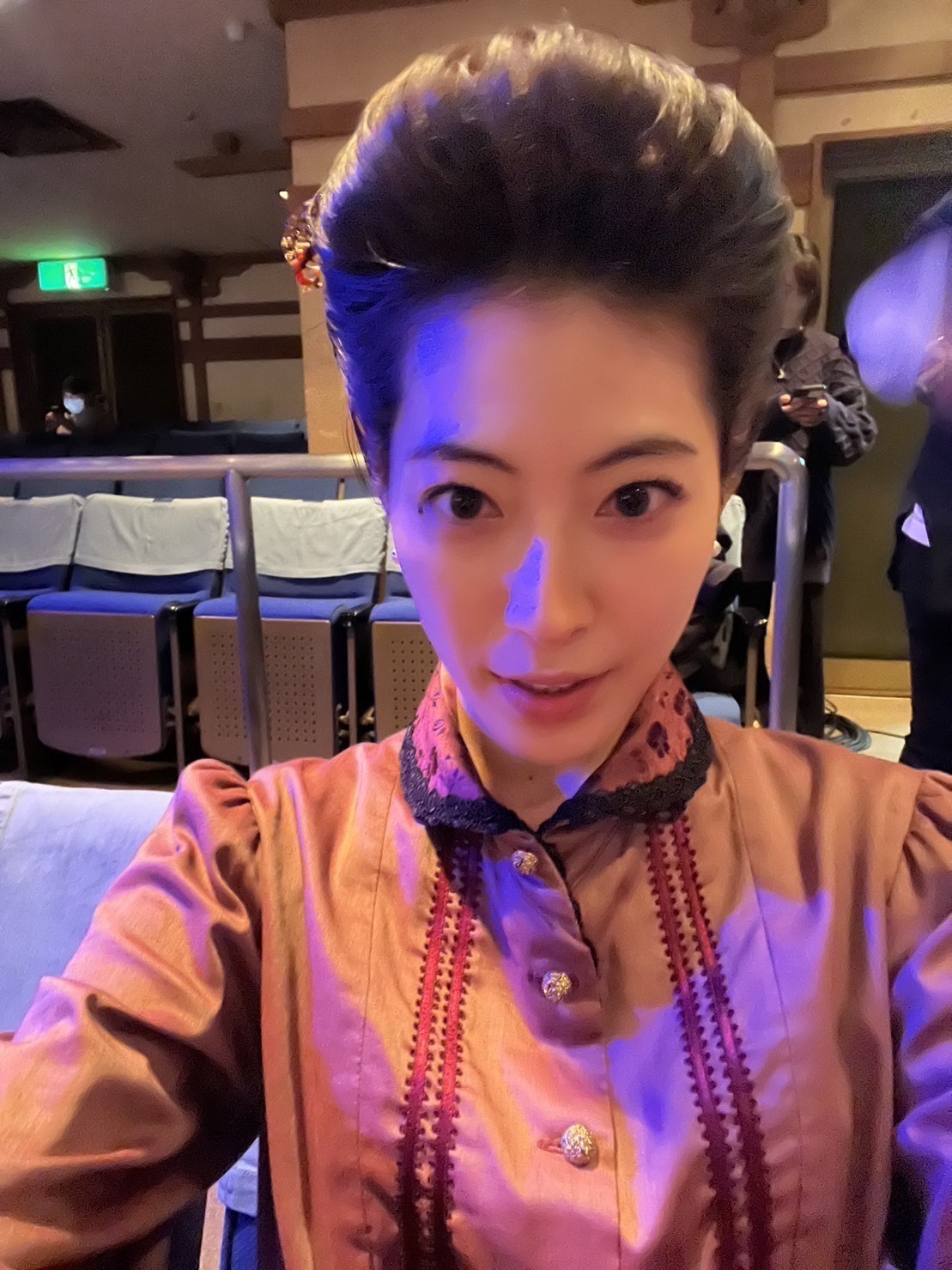 あの髪型…ではないよね？